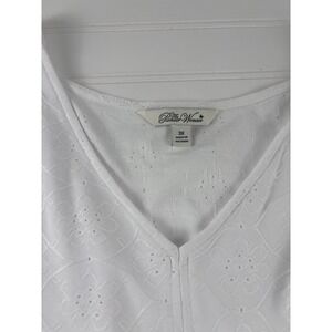 The Pioneer Woman Size 3X V Neck White‎ Short Sleeve Shirt